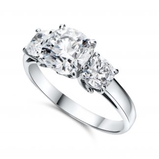 CUSHION TRILOGY RING