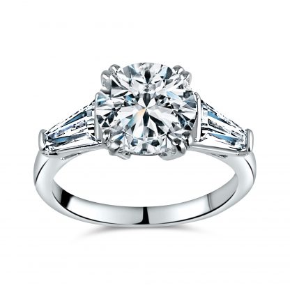 ROUND BRILLIANT CENTER WITH BAGUETTE RING