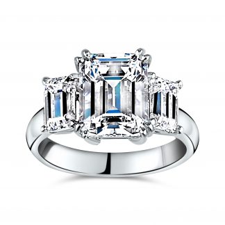 EMERALD TRILOGY RING