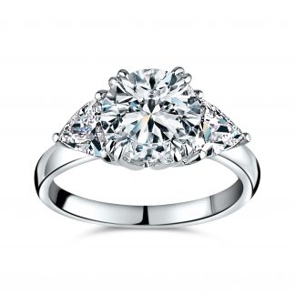 ROUND BRILLIANT WITH TRILLION RING
