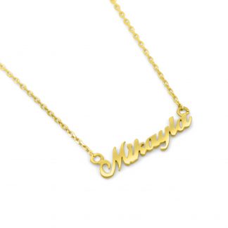 Gold chain hotsell with name pendant